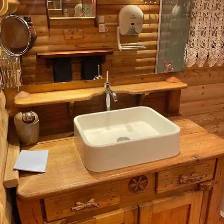 Dağ evi A Vue Et Bain Nordique *